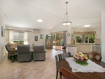 15 McKenna Court, Noosaville