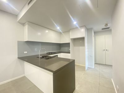 6/121 Bowden Street, Meadowbank