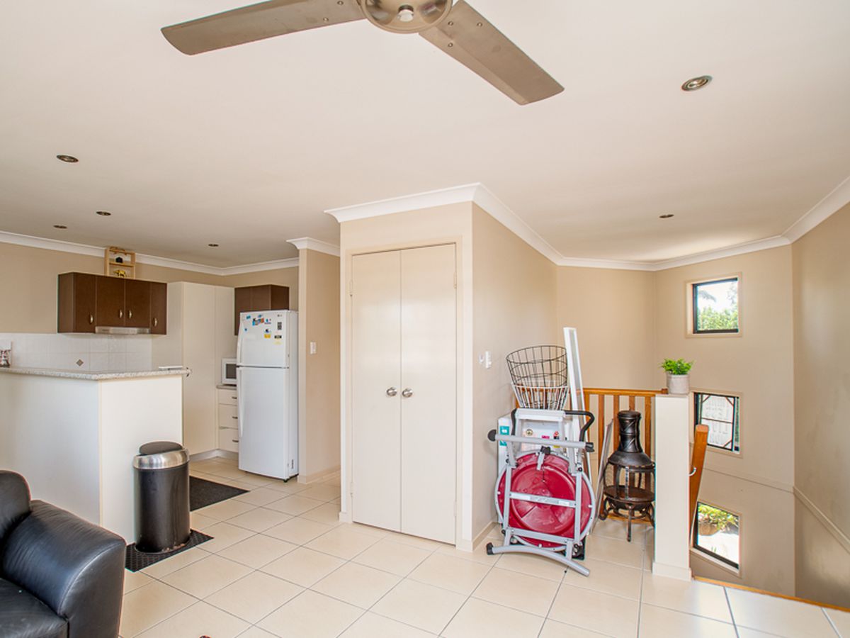 4 / 52 Shell Street, Urangan