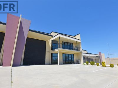2 / 22 Hines Road, O'connor