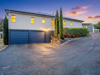 12 MCEVOY LANE, Yackandandah