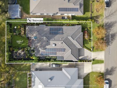 18 Parkside Avenue, Romsey