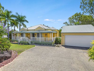 42 Clarence Drive, Helensvale