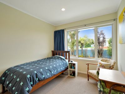 14 Harbour View Road, Te Atatu Peninsula