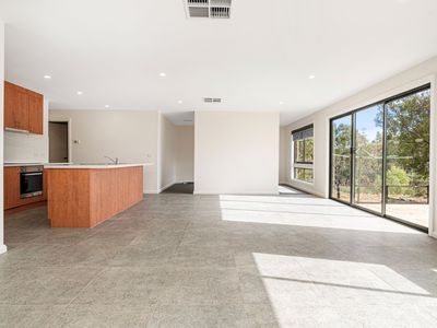 192 DRAPERS ROAD, Wodonga