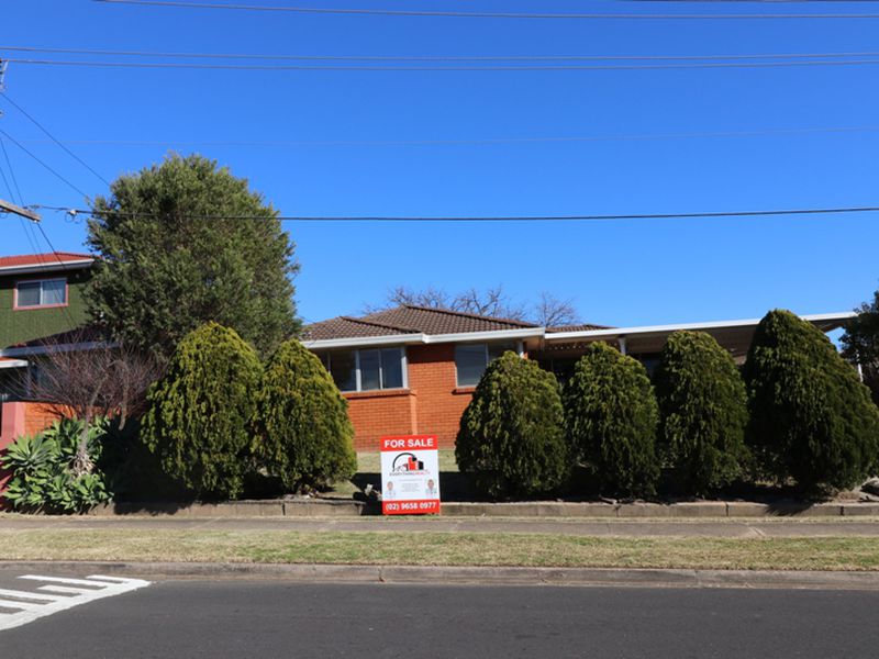 6 Paroo Street, Greystanes