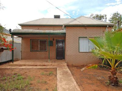 102 MacDonald Street, Kalgoorlie
