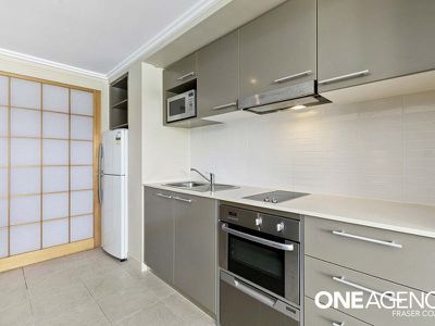 115 / 569-571 The Esplanade, Urangan