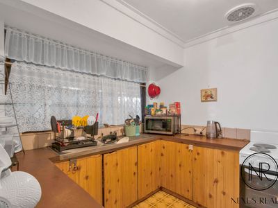 2 Heron Court, Camillo