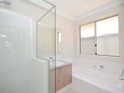 83 Amberley Drive, Baldivis