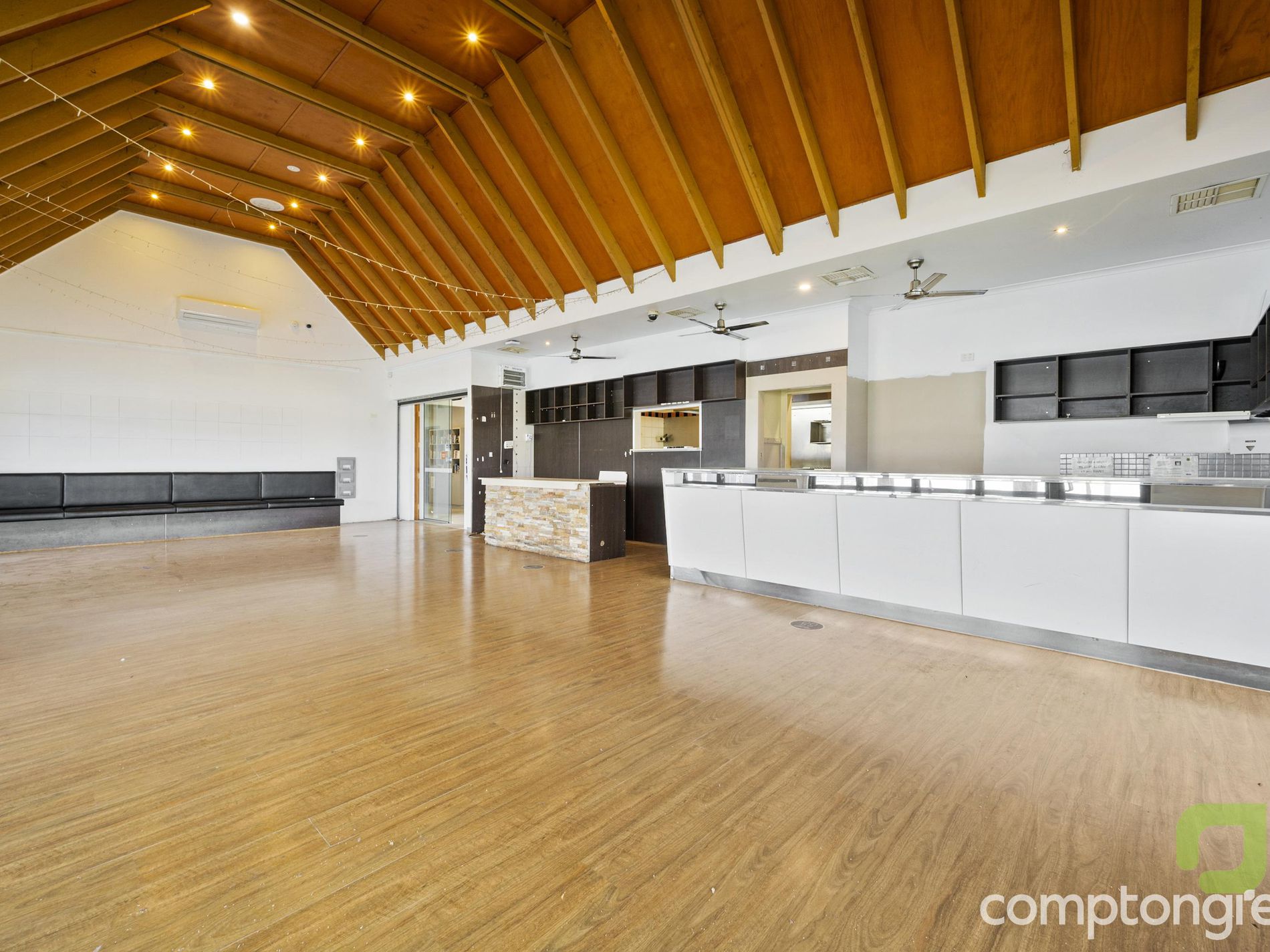 72 Greg Norman Drive, Sanctuary Lakes
