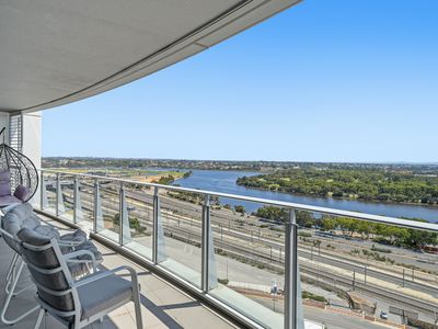 1806 / 96 Bow River Crescent, Burswood