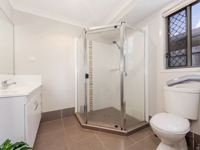 12 Piping Court, Raceview