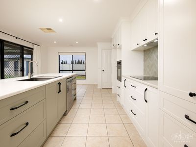 1 TURNBERRY CIRCUIT, Wodonga