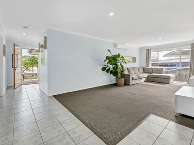 6 Freestone Drive, Upper Coomera