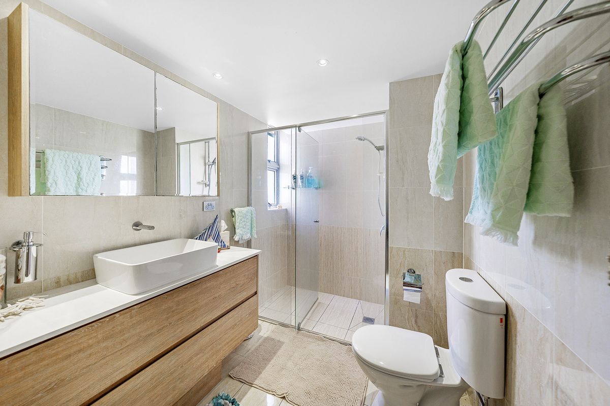 13 / 158 Hedges Avenue, Mermaid Beach