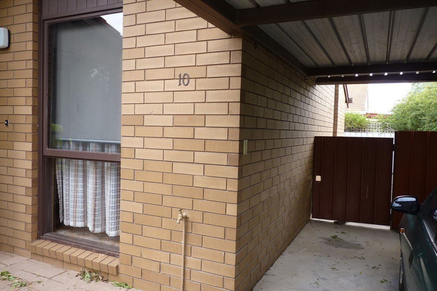 10 / 15 Begg Street, Horsham