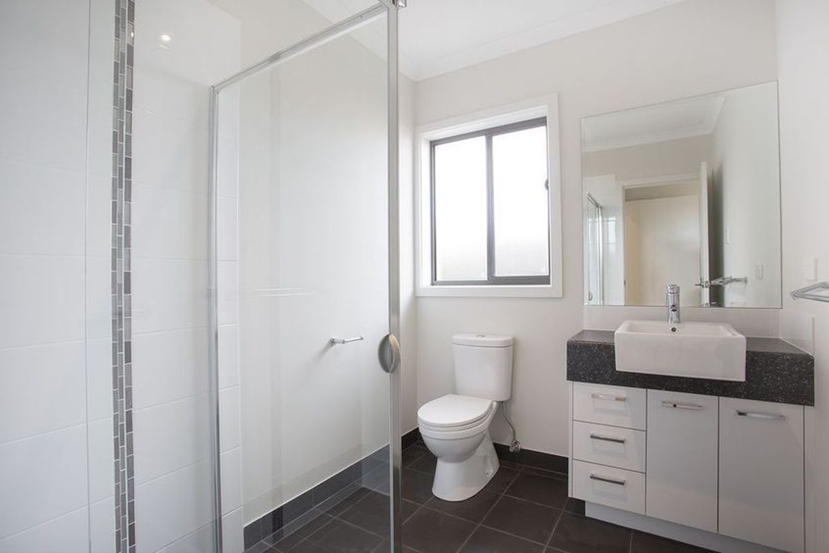 61 Hamilton Boulevard, Evanston Gardens