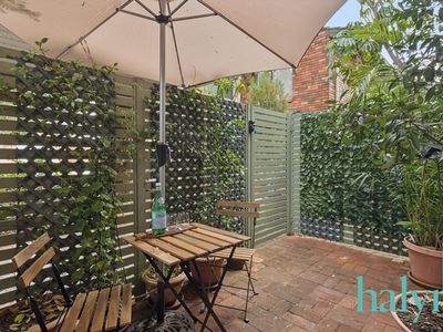 2 / 11 Heytesbury Road, Subiaco