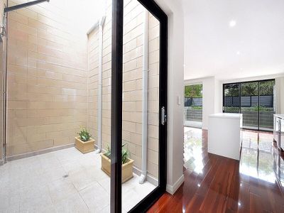 Apartment 2 / 35 Barwon Park Road, St Peters