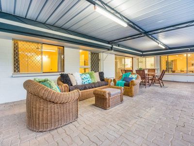 39 Narelle Crescent, Rochedale South