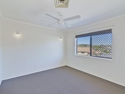 9 Tandara St, Rochedale South