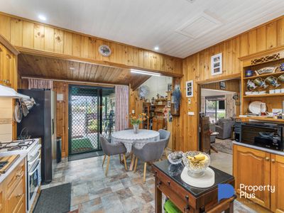 28 Calder Highway, Wedderburn