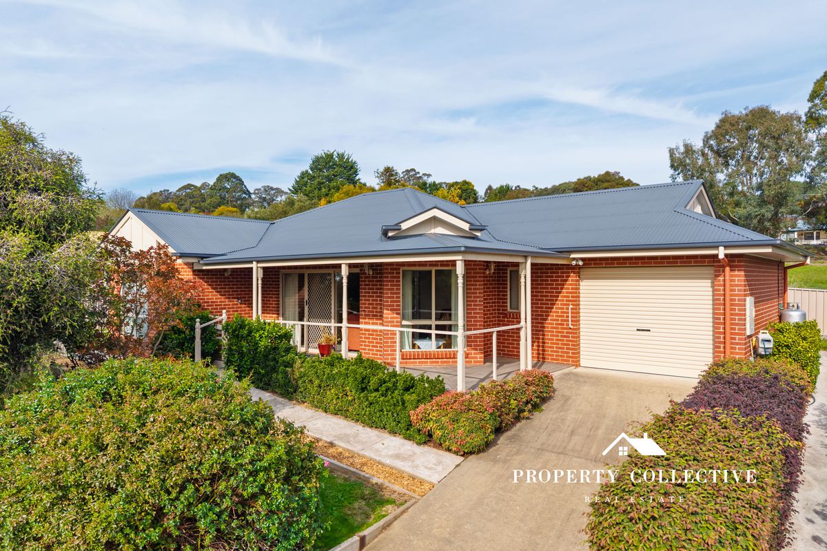 1 / 10 Lower Stanley Road, Beechworth