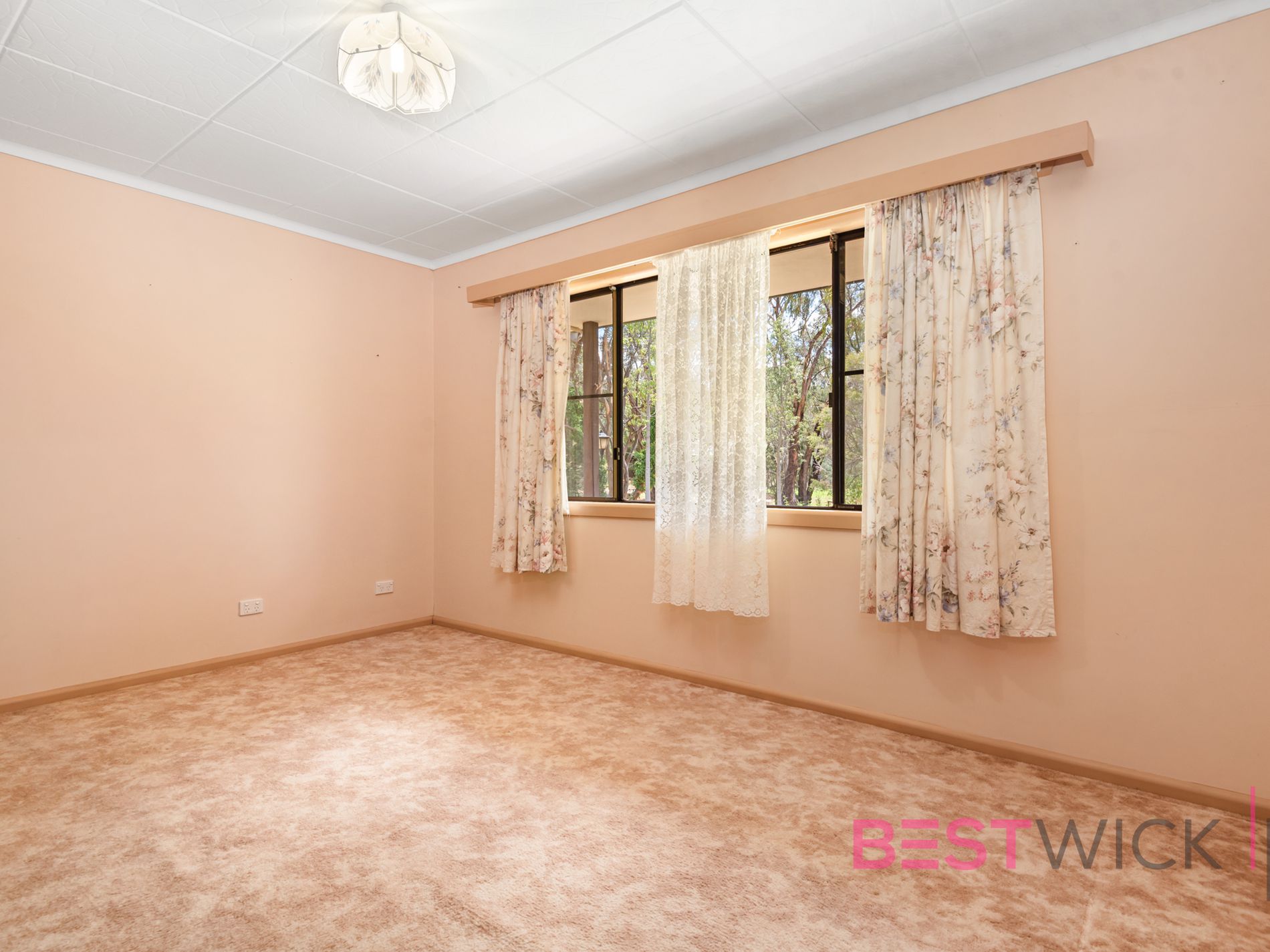 69 Loquat Street, Mandurama