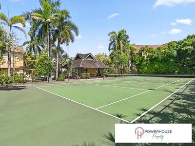 1726 / 2-10 Greenslopes Street, Cairns North