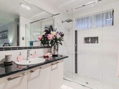 19 Icelandic Meander , Baldivis