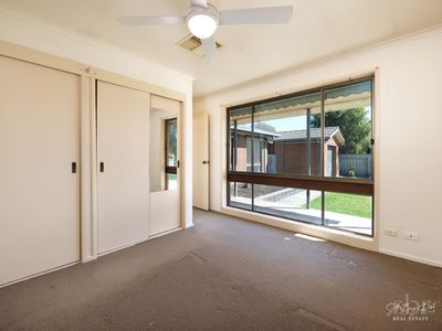 8 WIRILDA CLOSE, Wodonga