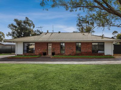 15 Hakea Road, Huntly