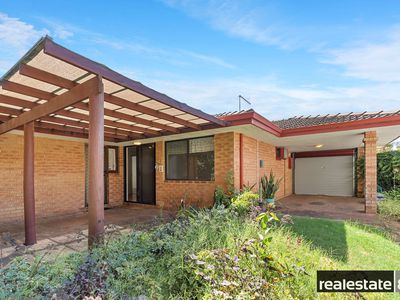 9 Bolderwood Drive, South Lake