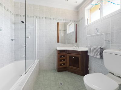 73a Violet Town Road, Tingira Heights