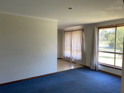 1 / 24 Oriole Drive, Werribee
