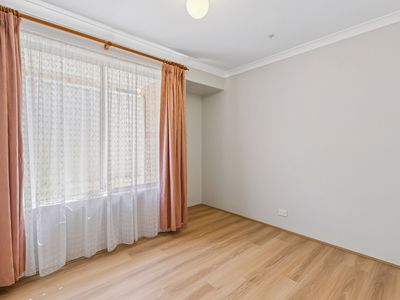 5 Elbrus Way, Caversham