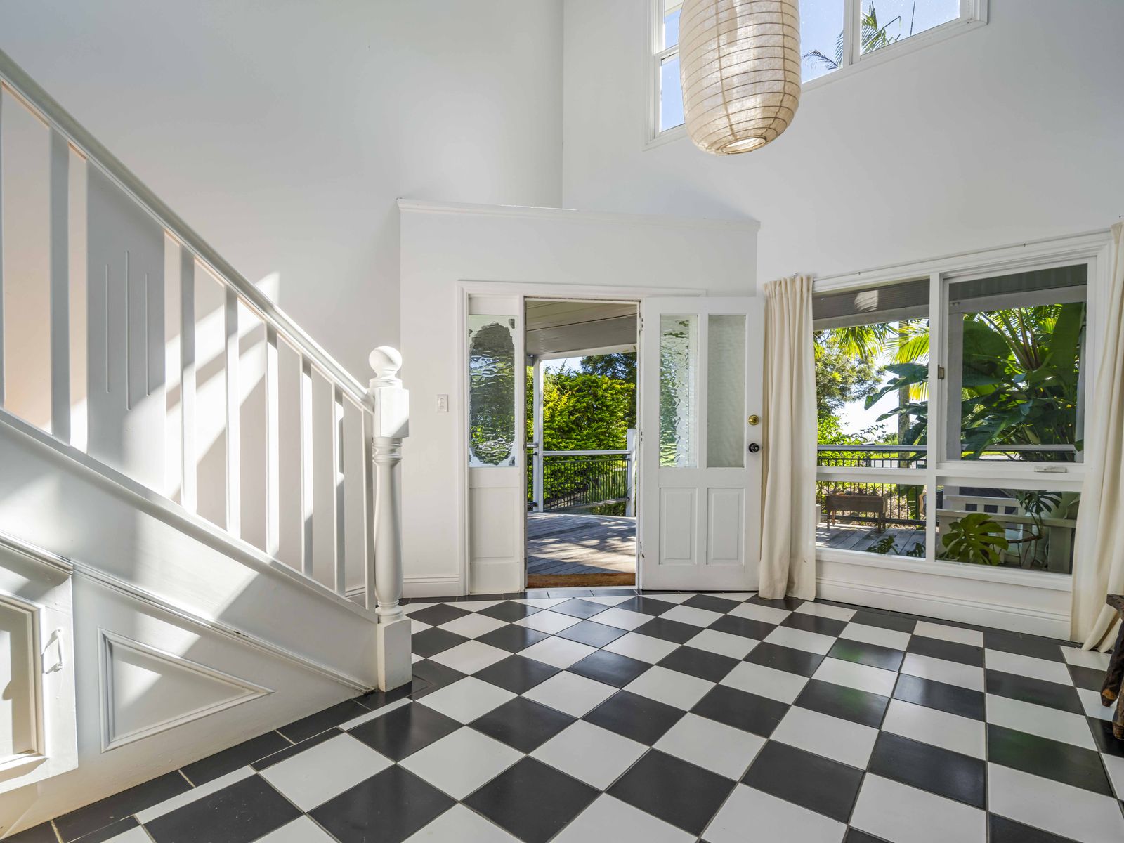 1 Tongarra Drive, Ocean Shores