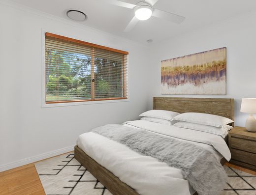 Spacious Single Level Acreage Home with Established and Productive Fruit Trees image 19