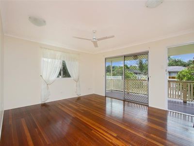 75 Woodlands Drive, Rochedale South