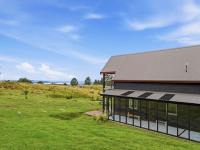 338 Dulcia Road, Gordon