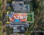 8208 Magnolia Drive West, Hope Island