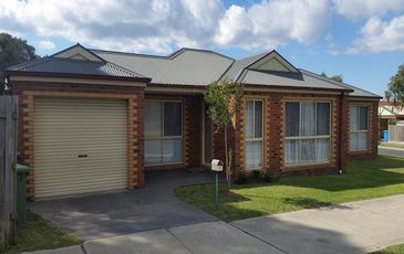 1 Kevin Close, Beaconsfield