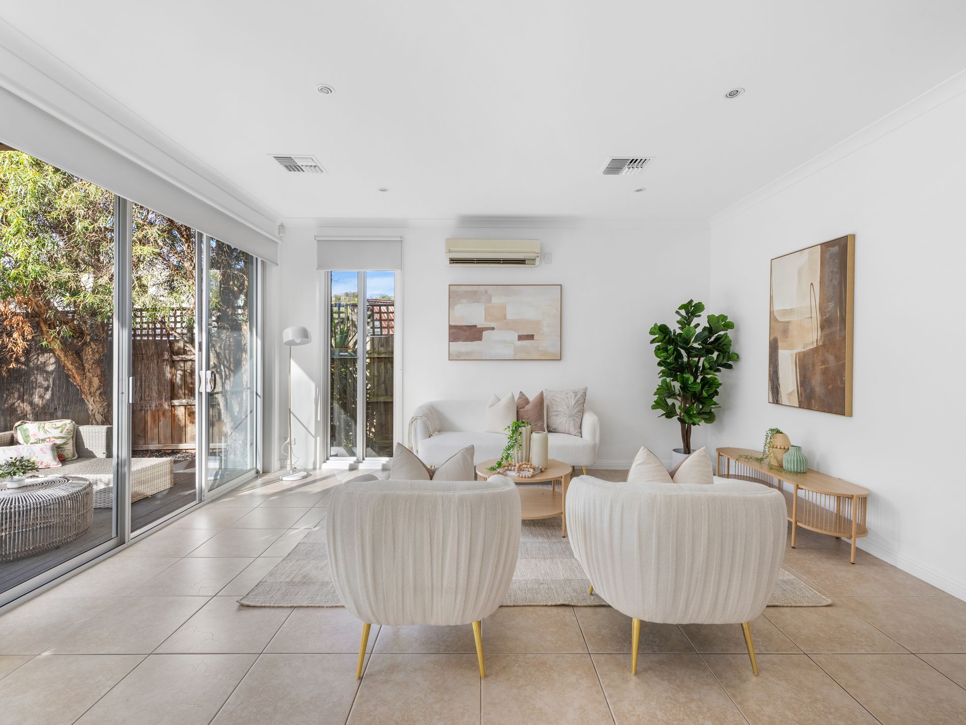 4 / 2 Bellairs Avenue, Seddon