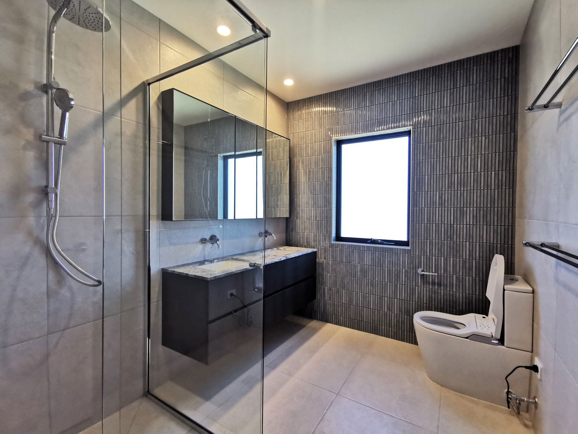 27 Rustic Avenue, Burwood East