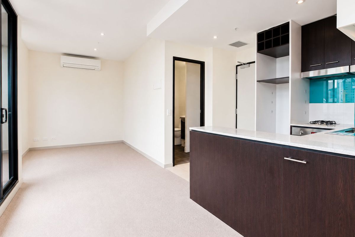 617/613 Swanston St, Carlton
