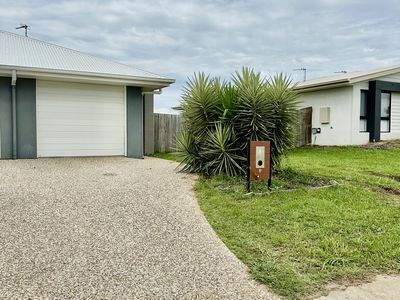 2 / 6 Karto Street, Cambooya