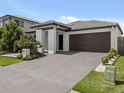 27 Comanche Street, Newport