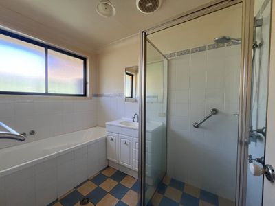 10 Rawson Street, Dubbo