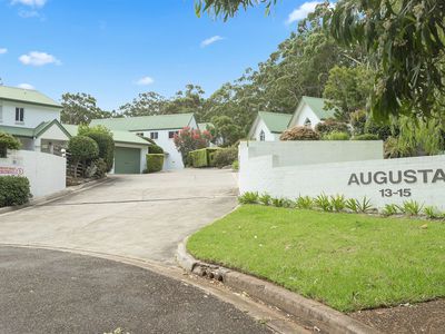 9 / 13 Augusta Place, Mollymook